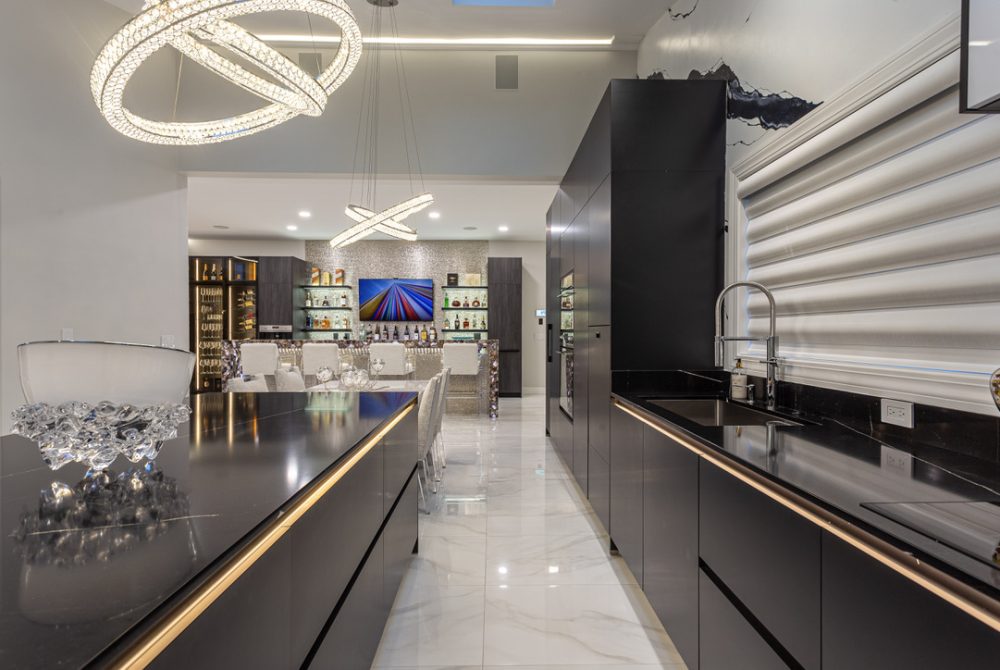 450 Bear Hill Road Kitchen